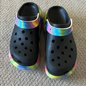 CROCS Size 10 Womens Platform Black Clog with Rainbow Tie-Dye Accents